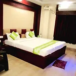 Goroomgo Gouri Palace Puri