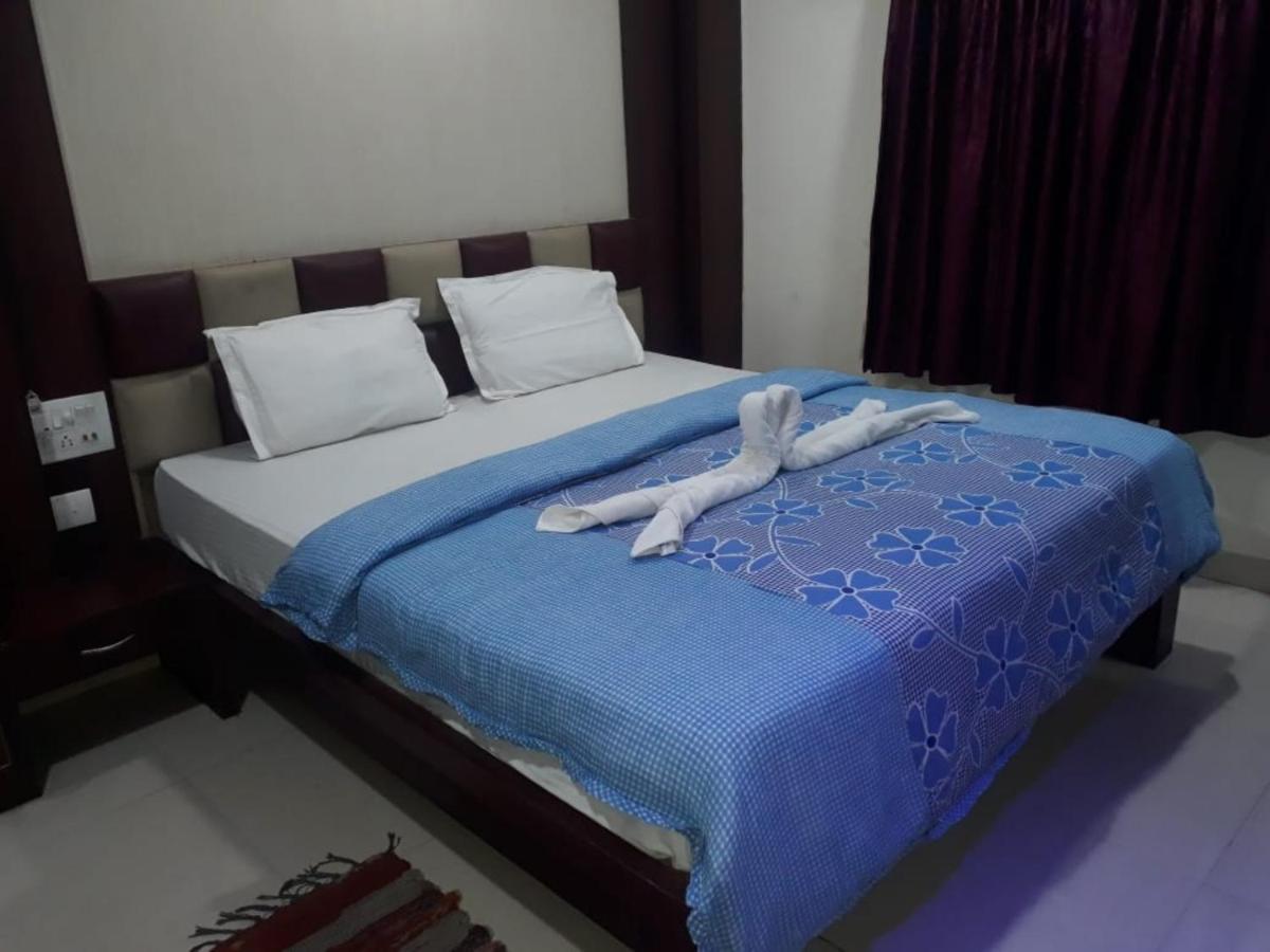 Goroomgo Gouri Palace Hotel Puri