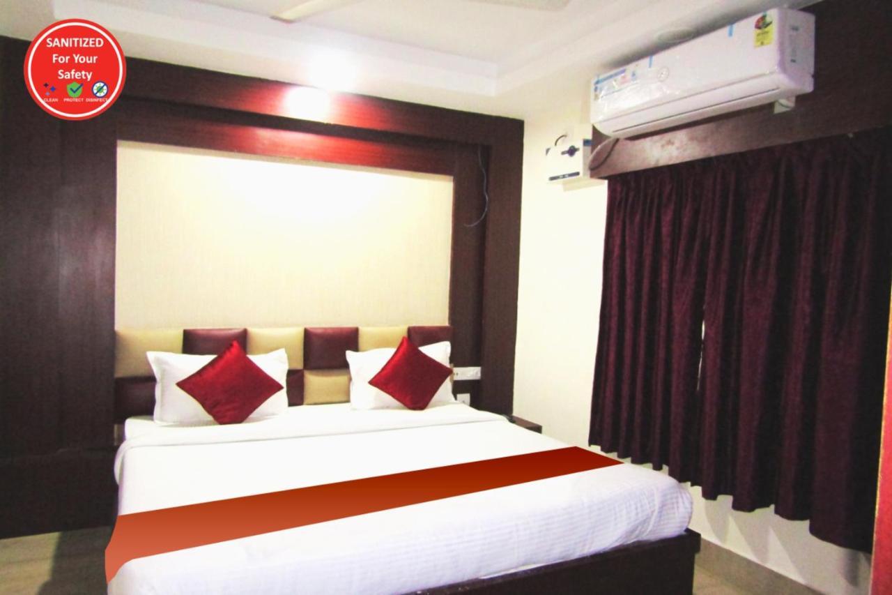 Hotel Goroomgo Gouri Palace 3*