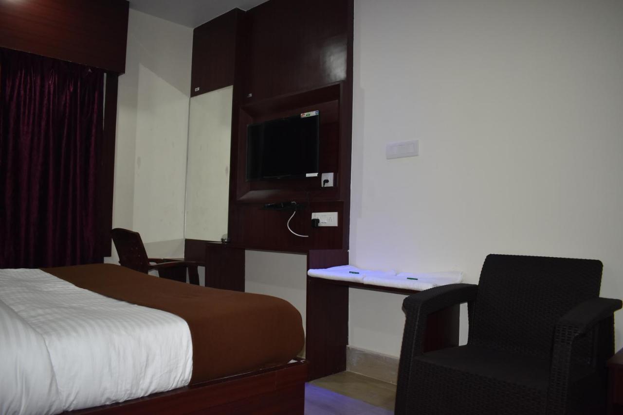 Hotel Goroomgo Gouri Palace 3*