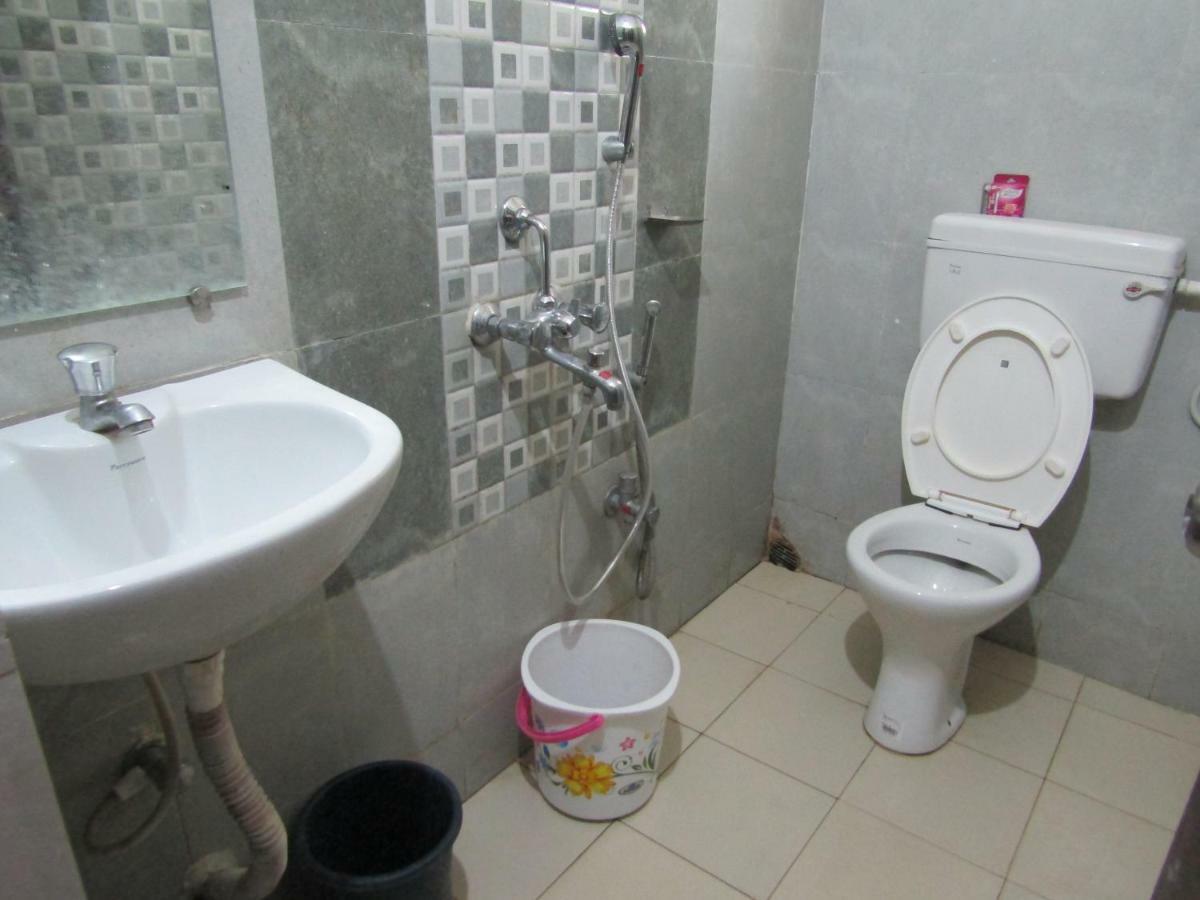 Goroomgo Gouri Palace Hotel 3*